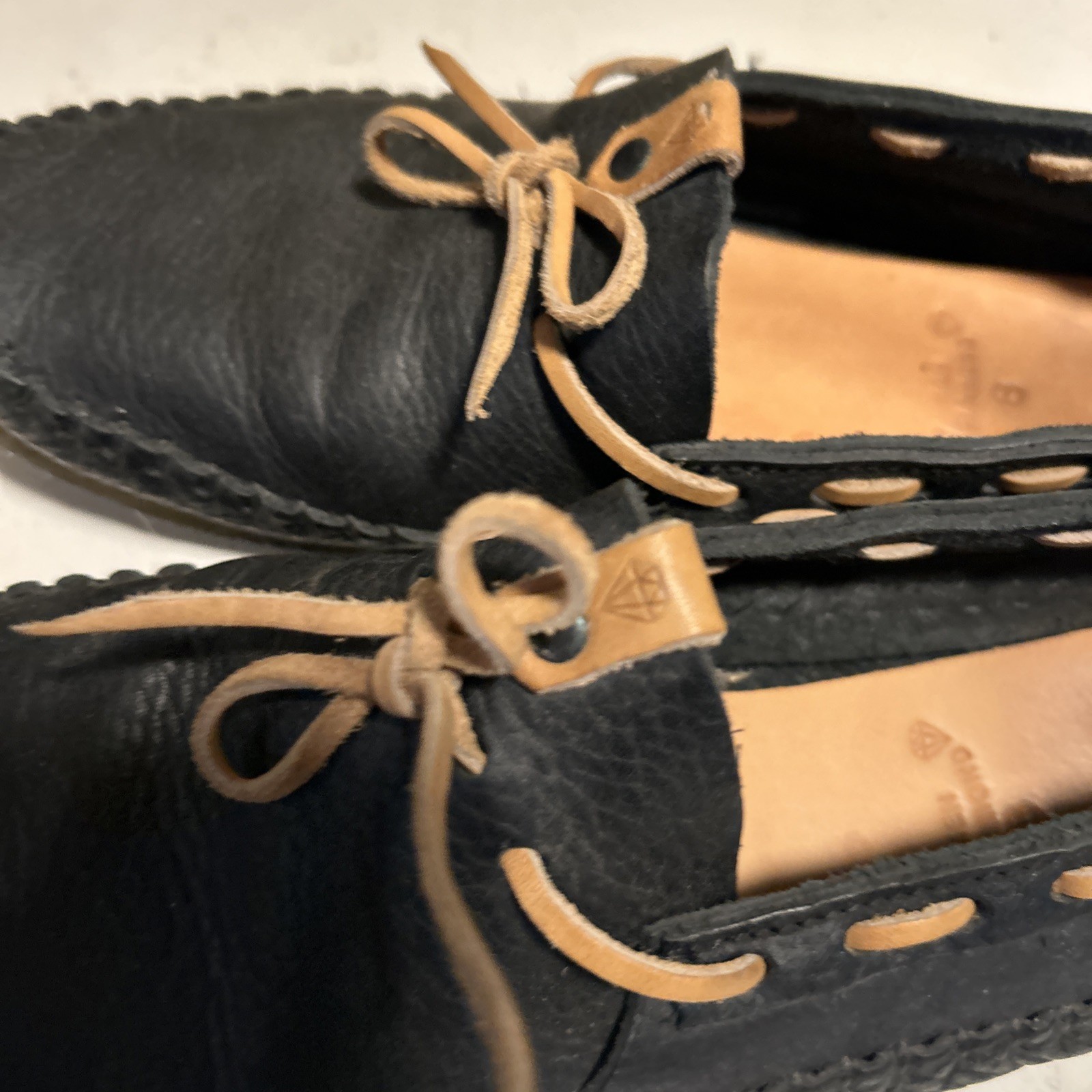 Ken Diamond moccasins Leather Black w/ Brown laced size:8