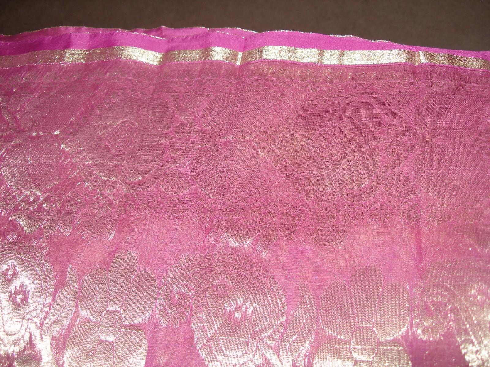 NEW SILK SARI WITH ZARI AND PINK COLOR