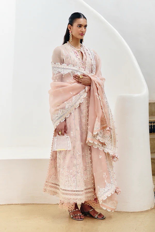Suffuse “SUHER” Small Pink/Peach Outfit