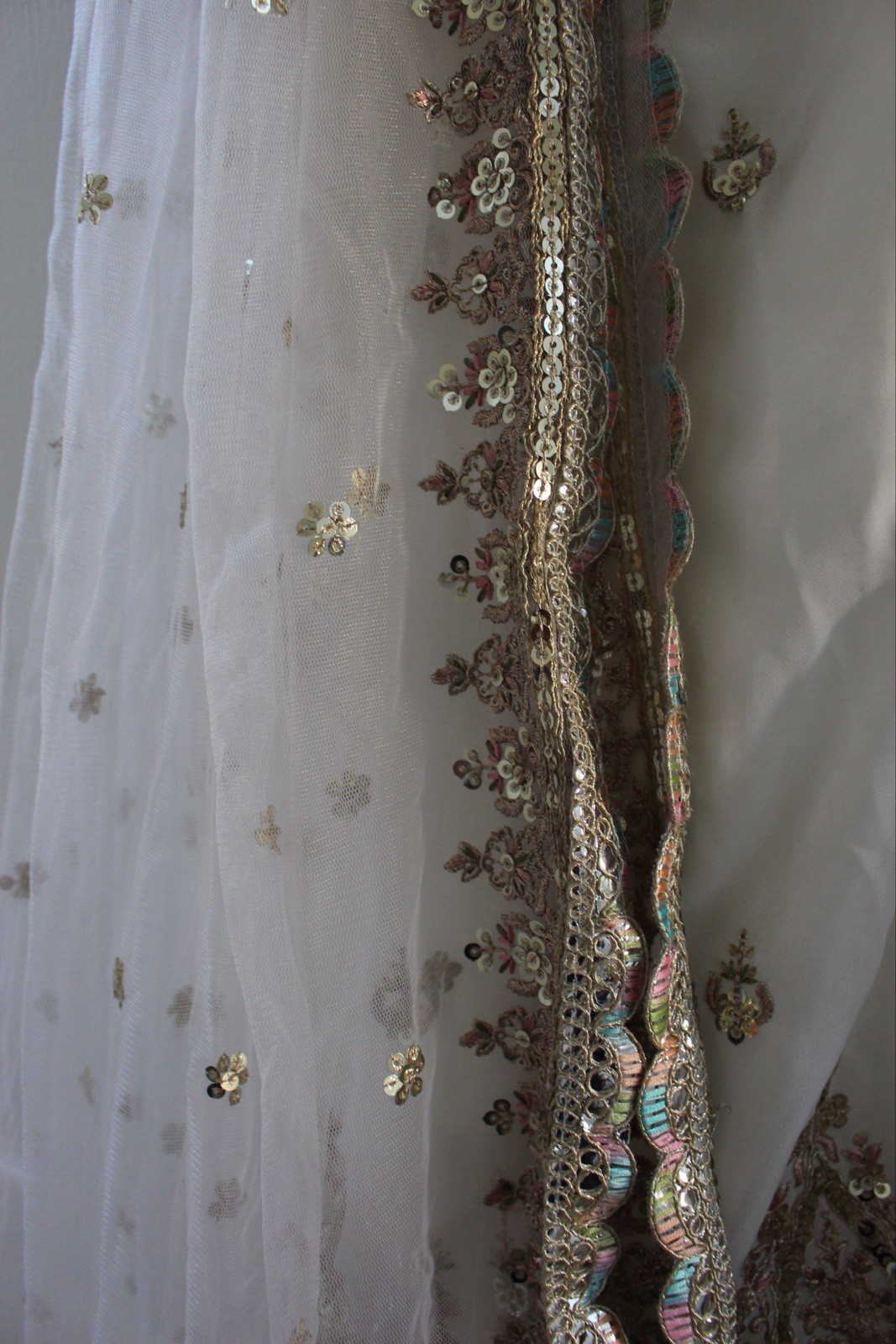 Lashkaraa salwar kameez White With Sequins And Multicolor Beading