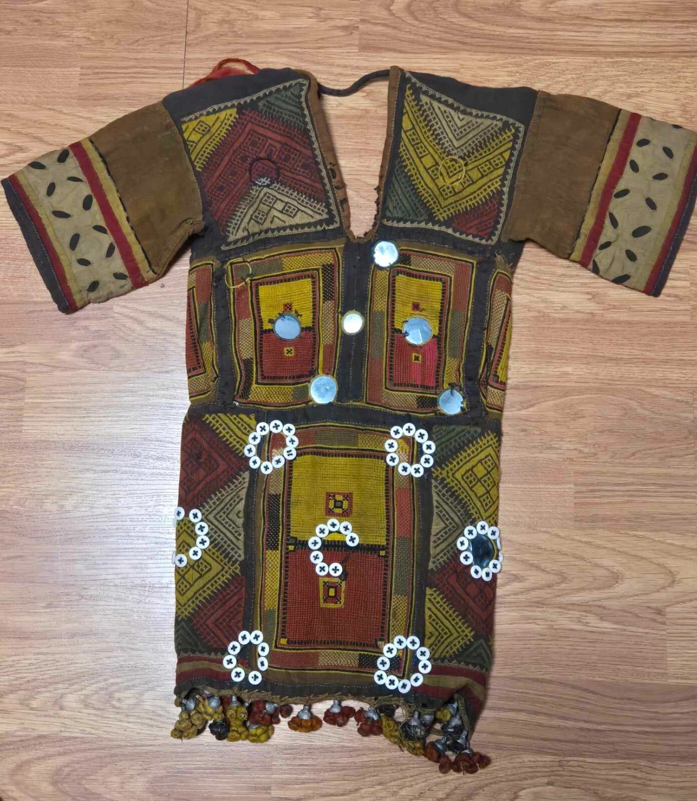 Vintage very fine Embroidered Choli or Kachali (a backless blouse)