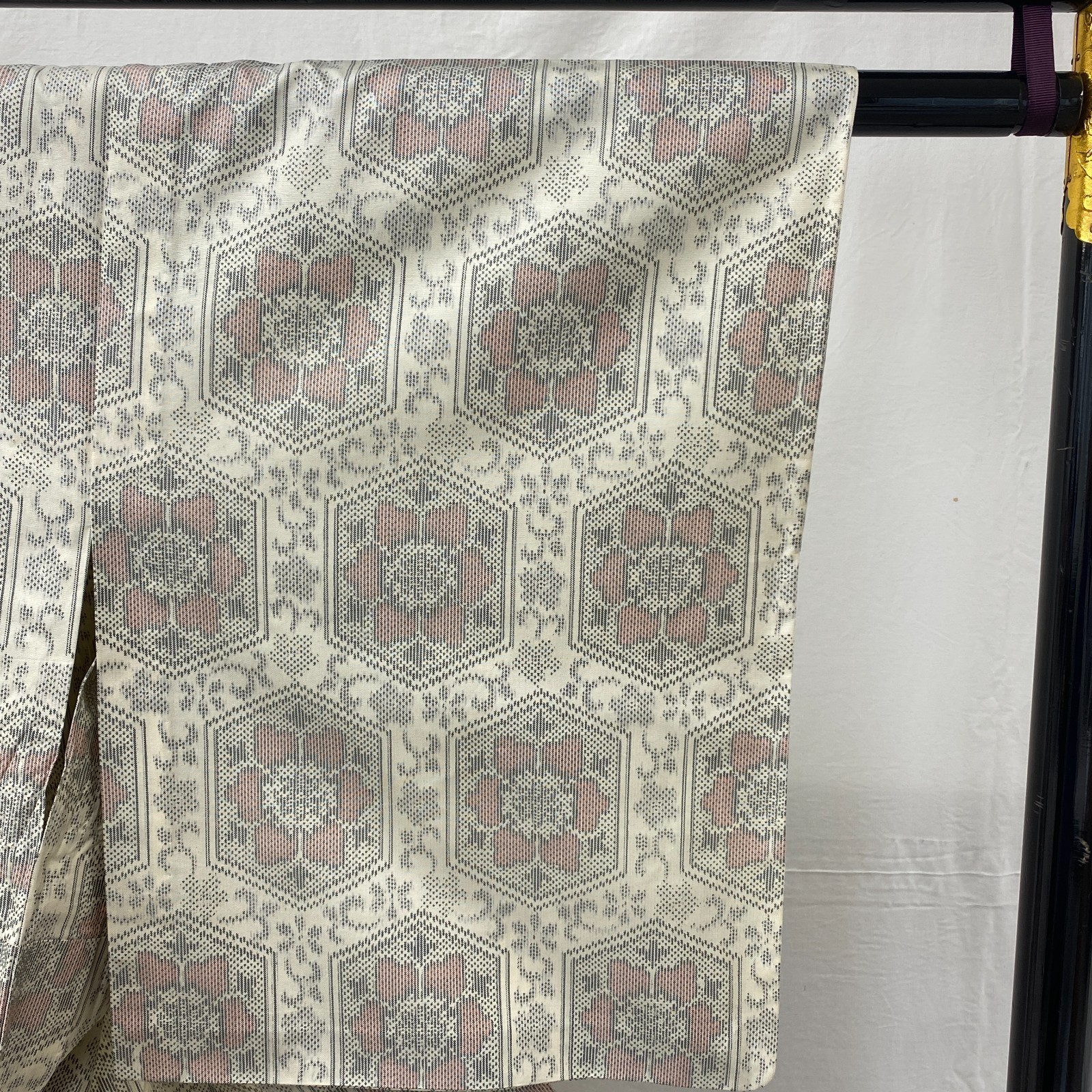 Japanese Vintage Kimono Silk White No Lining Oshima Traditional Length 62in