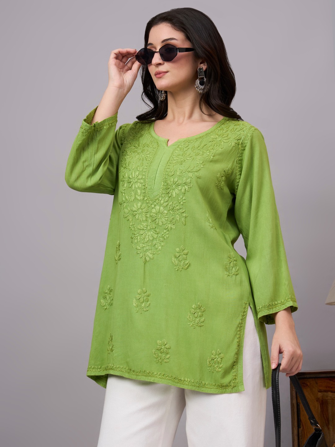 Women’s Rayon Chikankari Short Kurta Green, Lucknowi Chikankari, Handwork
