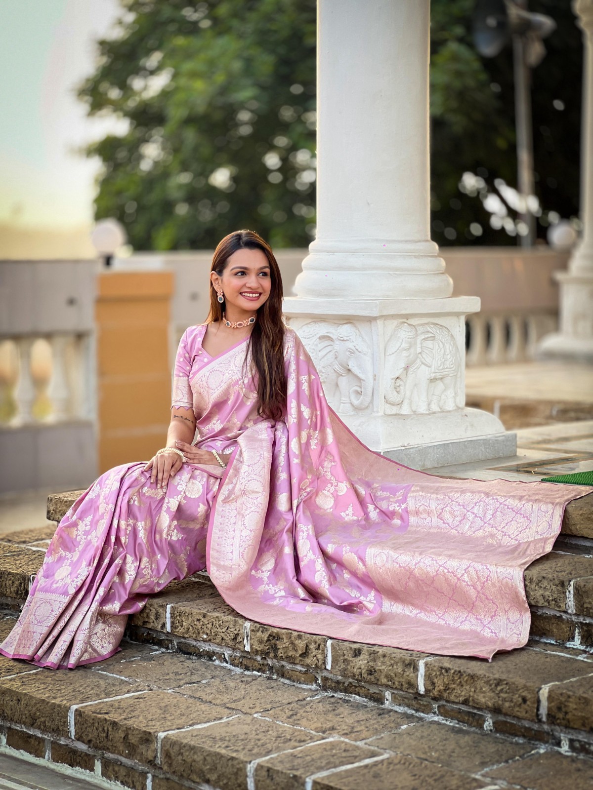Function Wear Heavy Silk Saree With UN Stitch Blouse For Women & Girls
