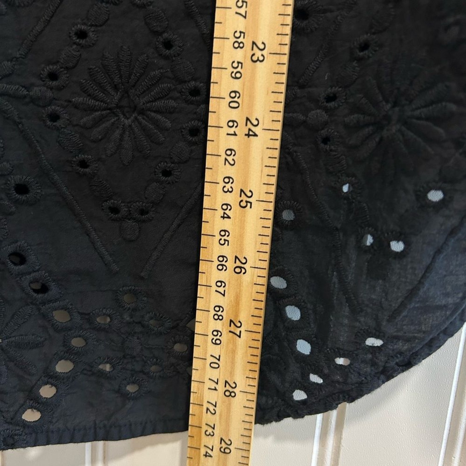 Talbots Black women Eyelet Button-Down blouse 100% COTTON Size M