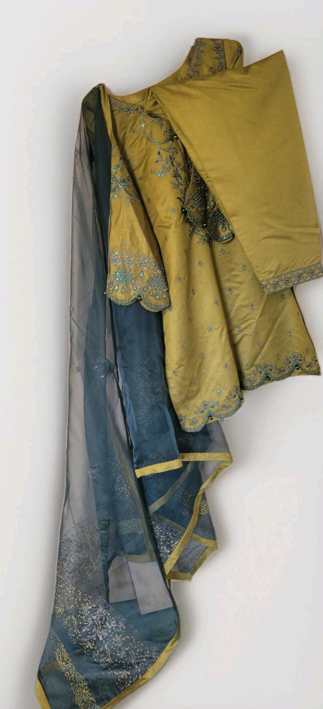 Pakistani Olive Green suite w/ Organza Dupatta thread Embroidery by Posh Brand L
