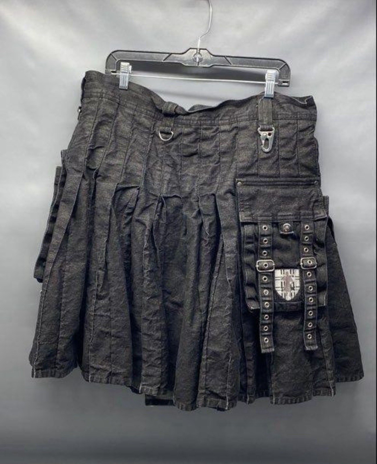 Damn Near Kilt Em Skirt Men’s L/XL Black Utility Kilt Tactical Heavy Duty 40×22
