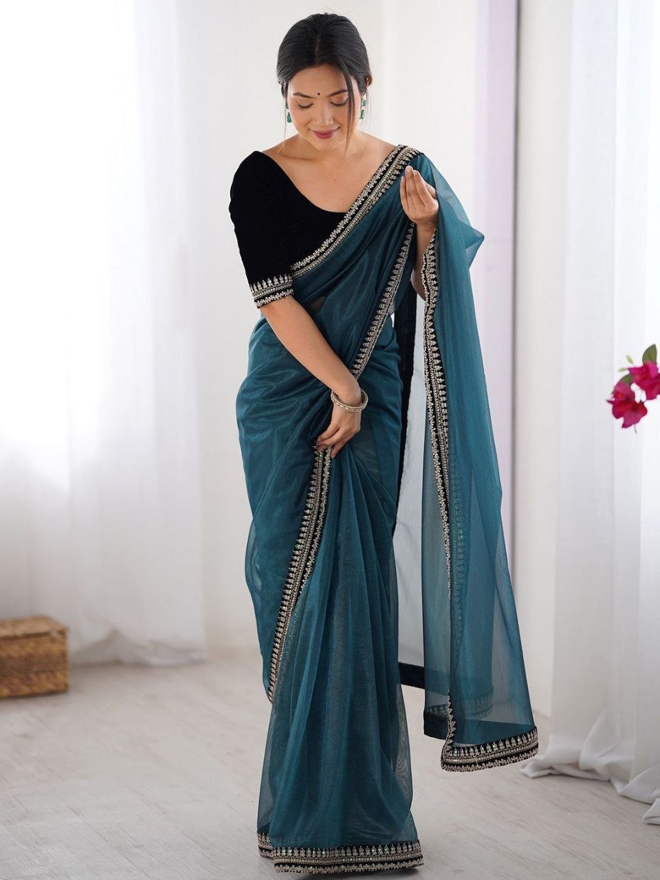NEW SAREE BLOUSE NEW SARI INDIAN WEDDING DESIGNER BOLLYWOOD PAKISTANI PARTY WEAR