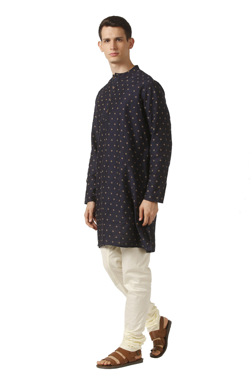 In-Sattva Men’s Mandarin Collar Micro Dobby Fine Print Navy Blue Kurta Tunic