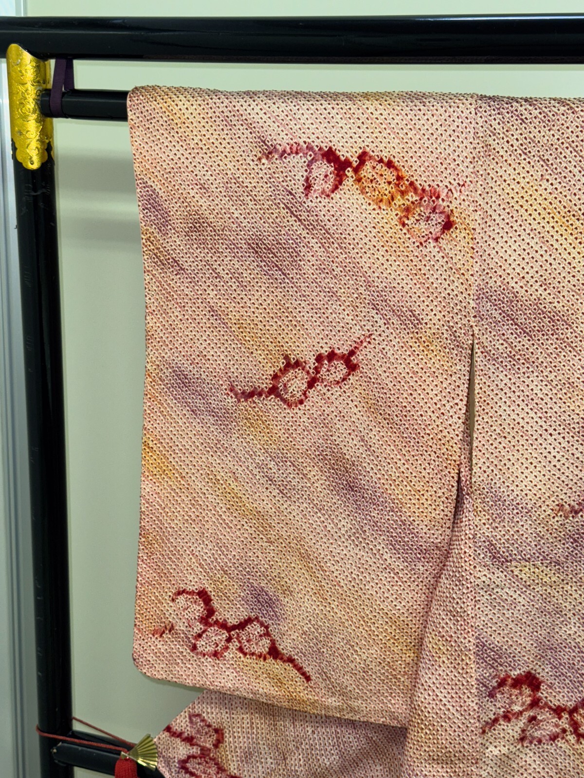 Japanese Vintage Kimono Silk red shibori expensive tradition Dirt Height 59.8in