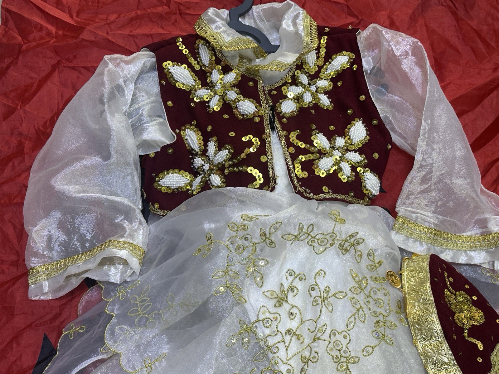 NEW ALBANIAN TRADITIONAL POPULAR FOLK COSTUME SUIT GIRLS-6-8 YEARS-HANDMADE-R