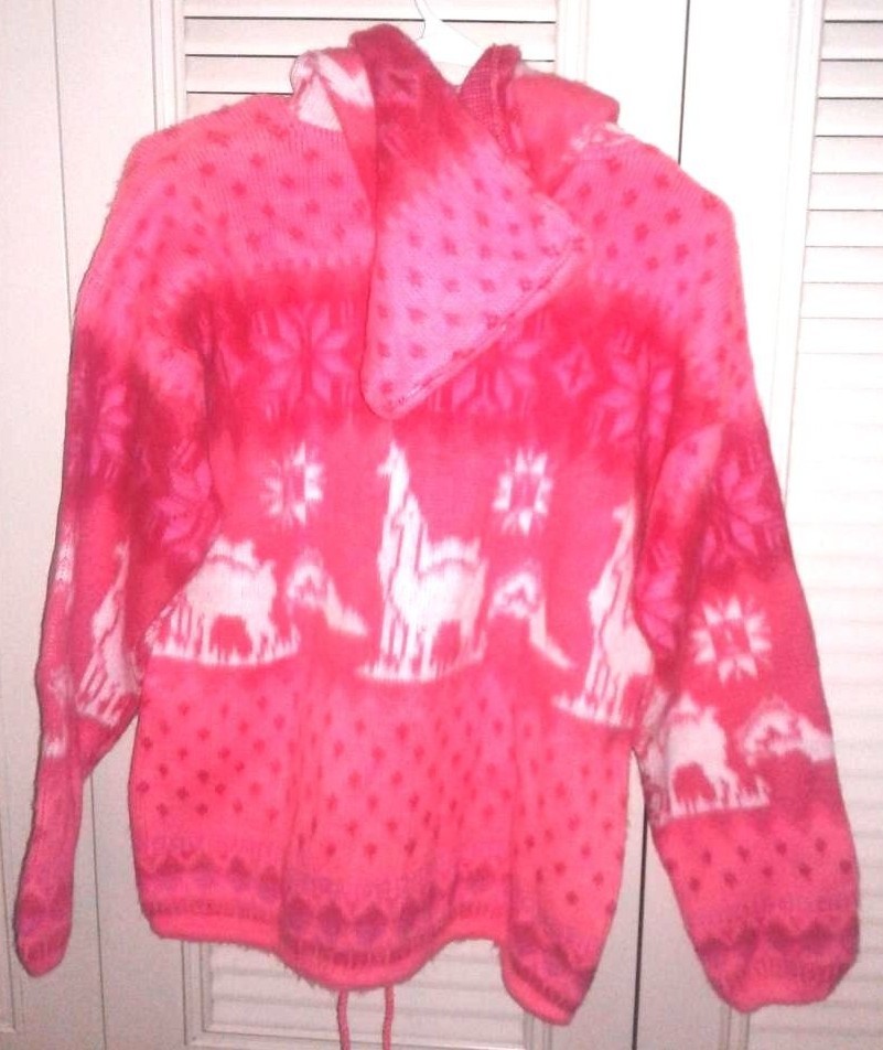 NEW SMALL PEACH AND WHITE ALPACA FULL ZIPPER SWEATER INCA DESIGNS. HOODIE