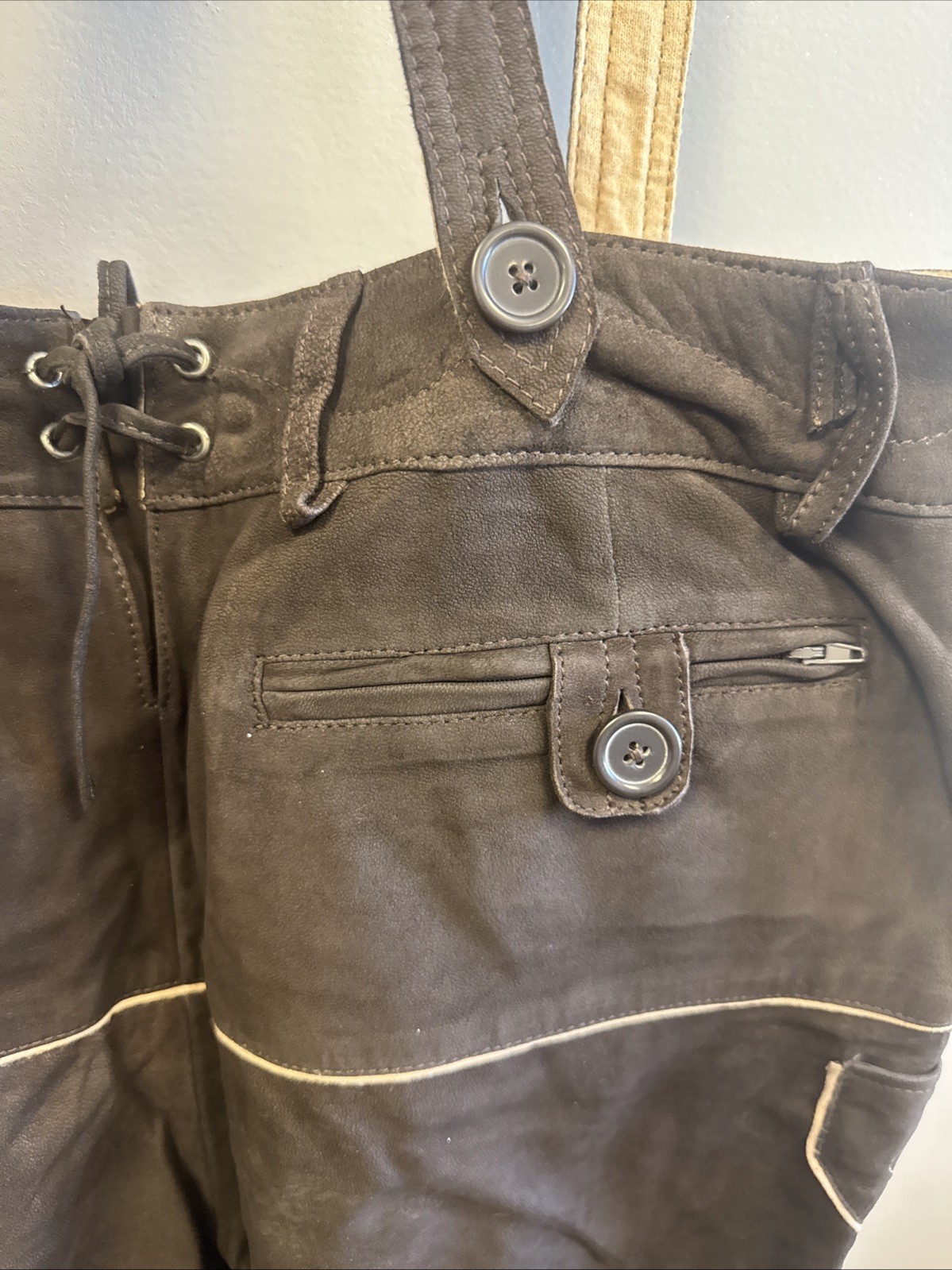 NWT Chubbies Mens Large Lederhosen Brown Suede Lamb Leather German Oktoberfest