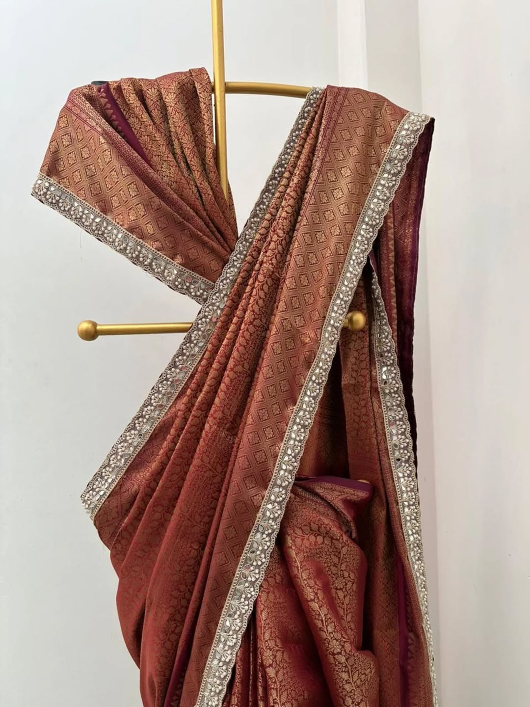 Banarasi Kanchi tissue Silk Saree Rich Weaving Pallu Designer Lace Border