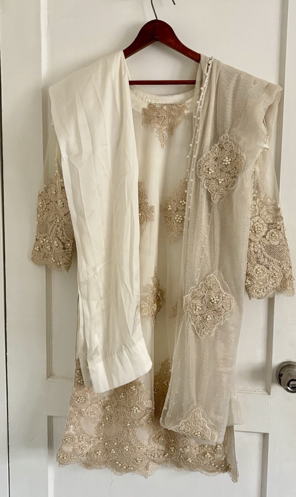 Beaded 3 Piece (Net Kameez/Trouser/Net Dupatta)