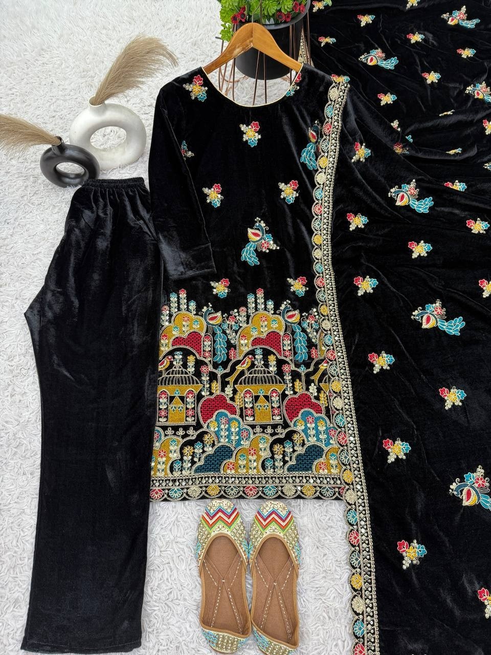 Stylish Black Velvet Readymade Salwar Suits For Women Indian Wedding Party Dress