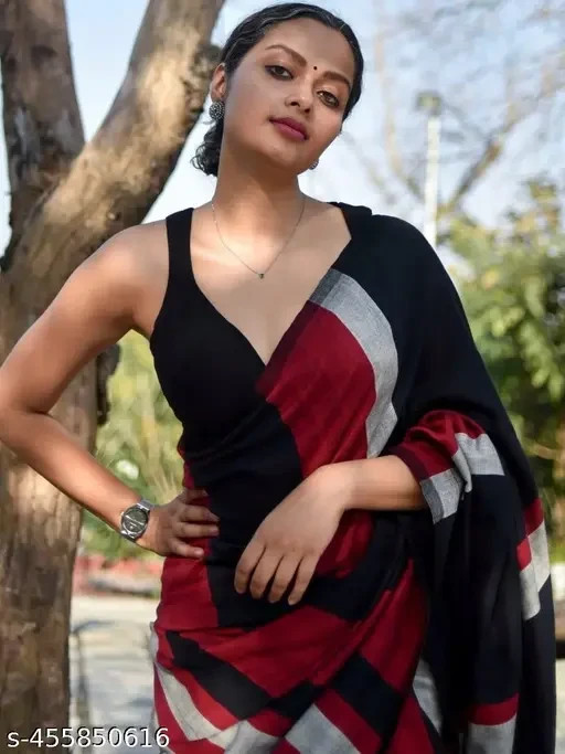 Women’s handloom khadii cotton check saree With Running Blouse