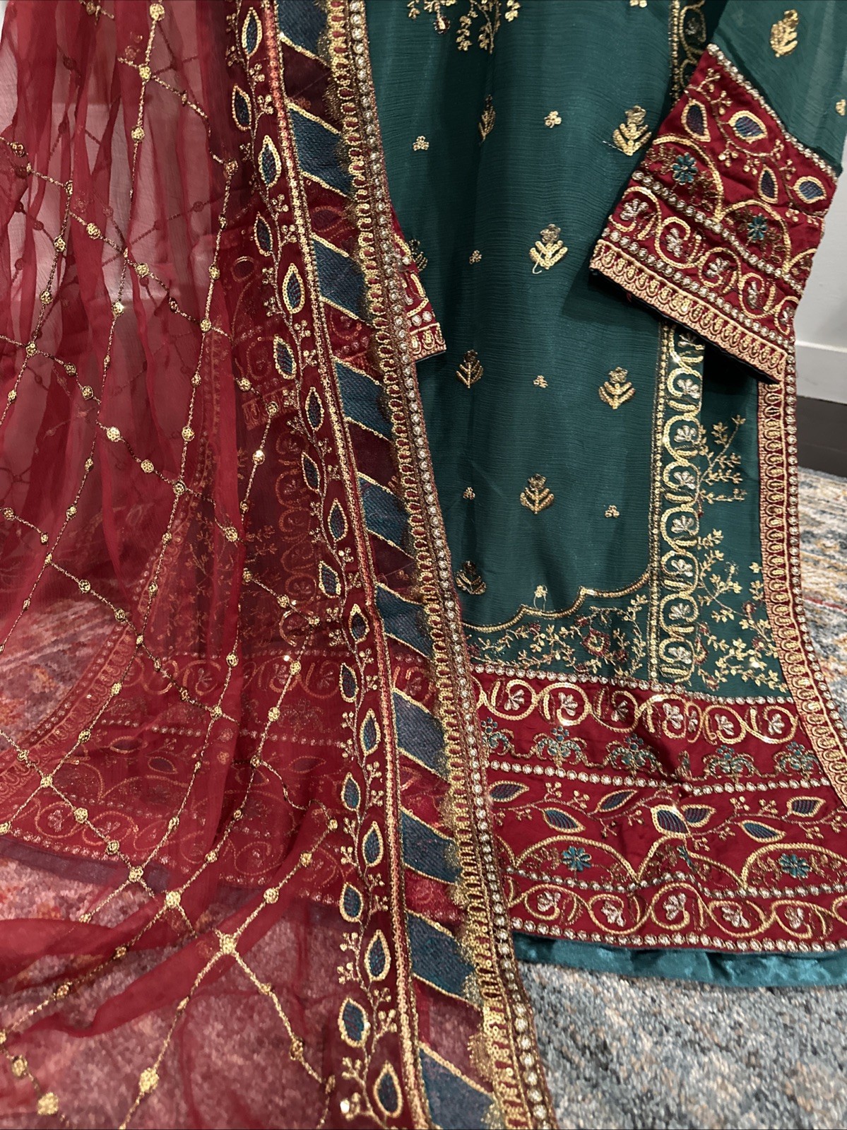 Indian Pakistani Chiffon Salwar Kameez Size L Back And Front Neck Embroidery