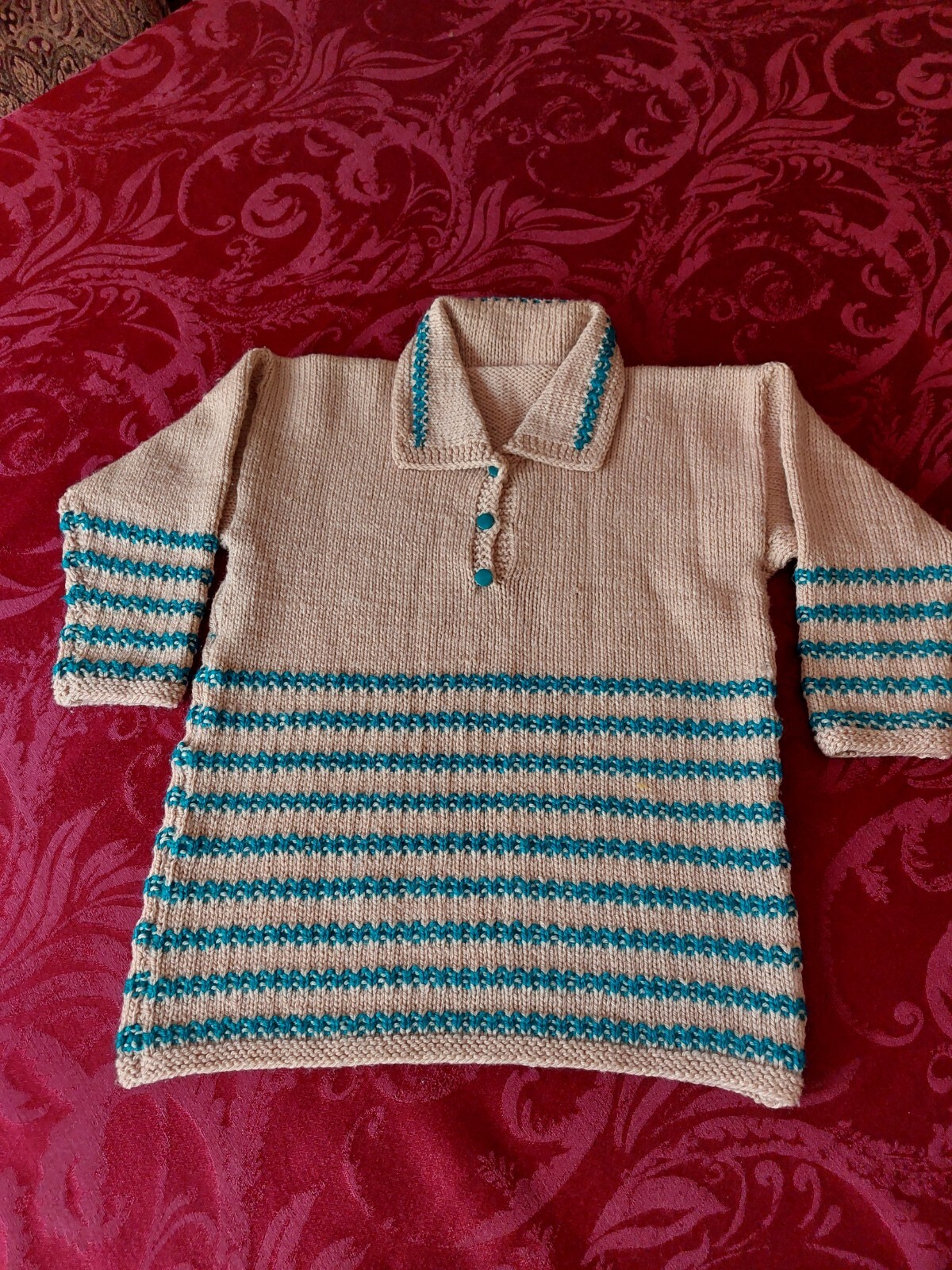 pakistani hand made sweater size 28 to 30