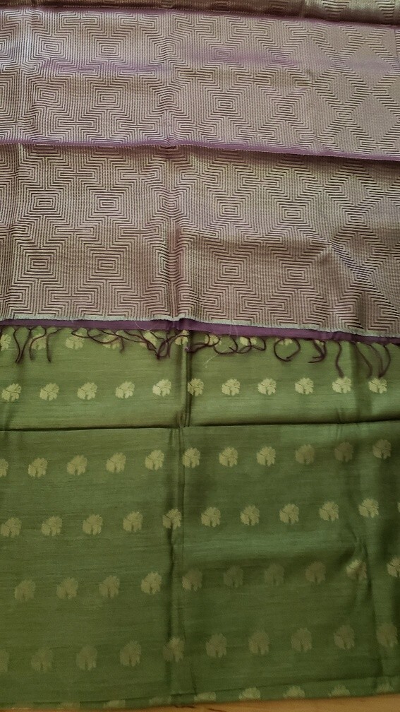 Tussar Silk Handloom Saree Floral Zari Work Brocade Pallu Unstitched Blouse