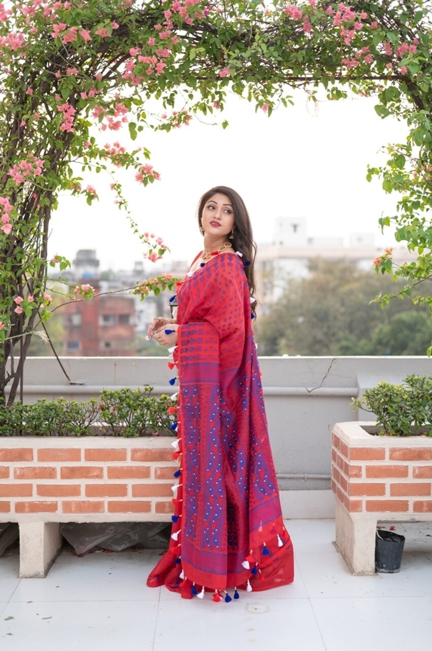 Printed Jamdani Pure Cotton, Cotton Blend Saree (Red)