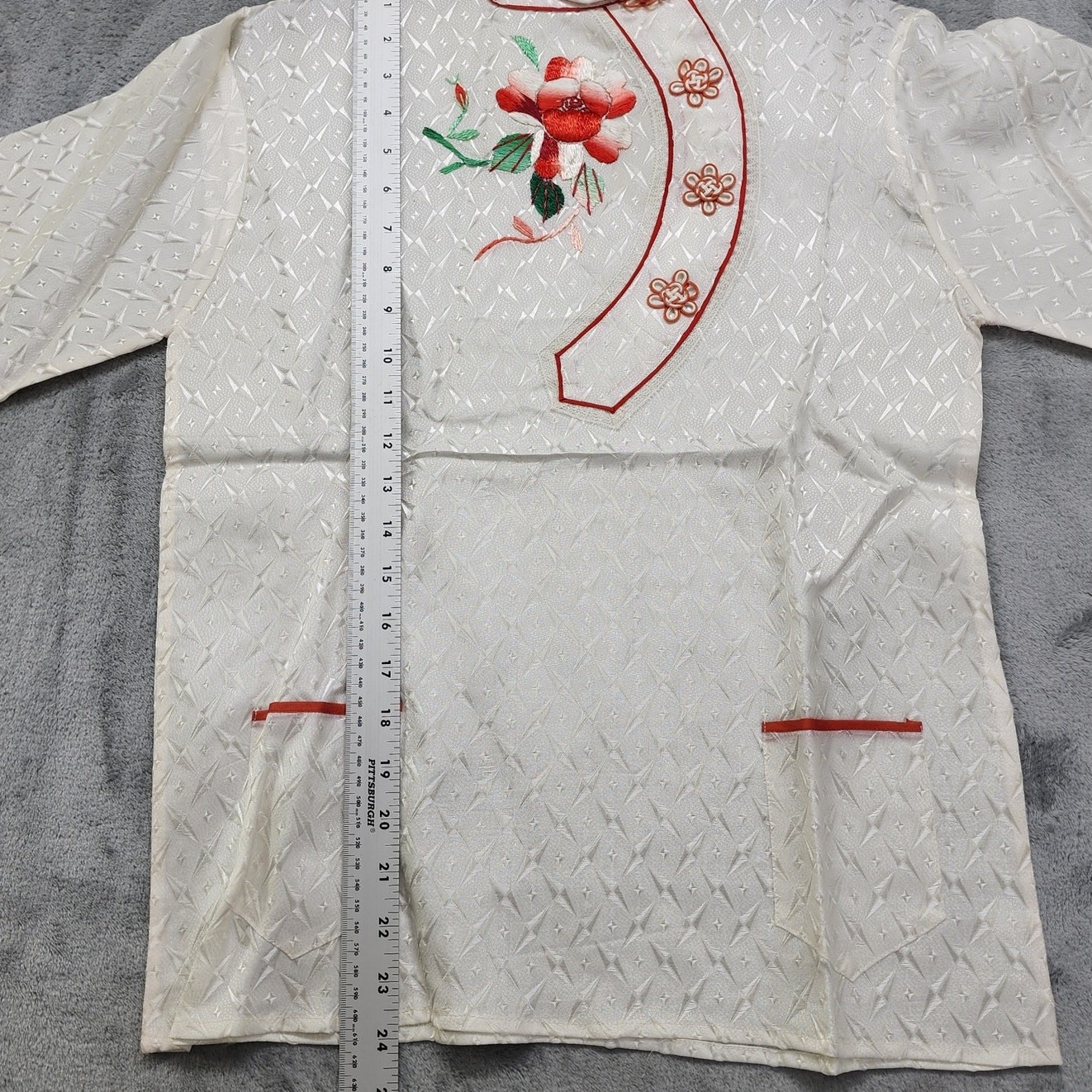 Vintage Asian Pajama Set Size M White Red Silky Satin Jacquard Embroidered Crop