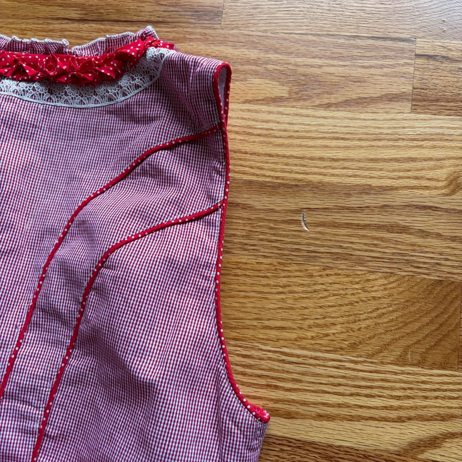 GloryStar Bavarian Red Gingham Dirndl Dress Lace Heart Buttons Oktoberfest Large