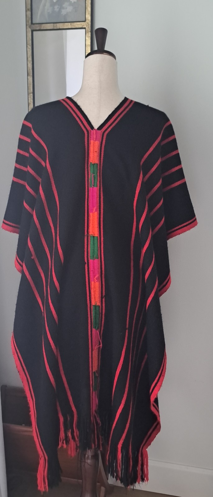 VTG Serape Poncho Colorful Boho Fringe Hem One Size