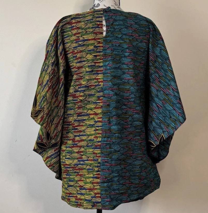 DEBO Couture Boho Poncho Kimono Wrap Colorblock Ruana One Size Artsy