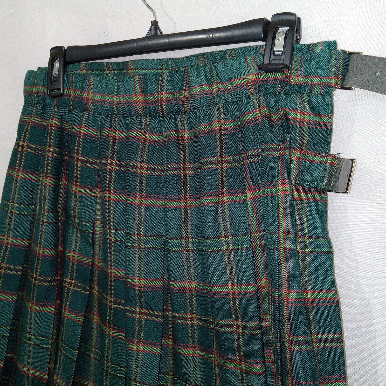 SportKilt Women’s Tartan Pleated Kilt Skirt USA Green Plaid Size M Adjustable