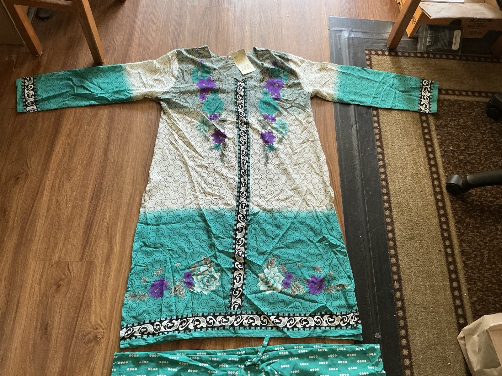 Polyester Flower salwar kameez with dupatta Set, 46” Bust, 37” Long, Long Sleeve