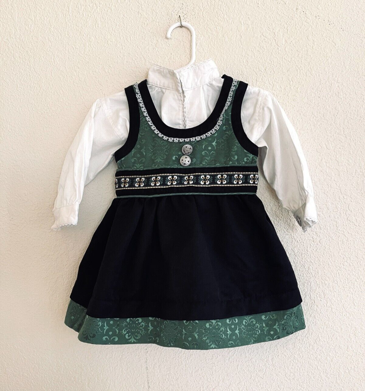 NORWEGIAN EU68 6 M Girl`s Pine Green Festdrakt BUNAD with body from Norway
