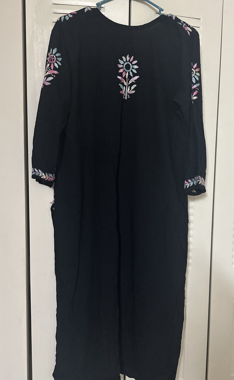Pakistani Indian Women Long Heavy Multi Color Thread Work Kurti Black Size L