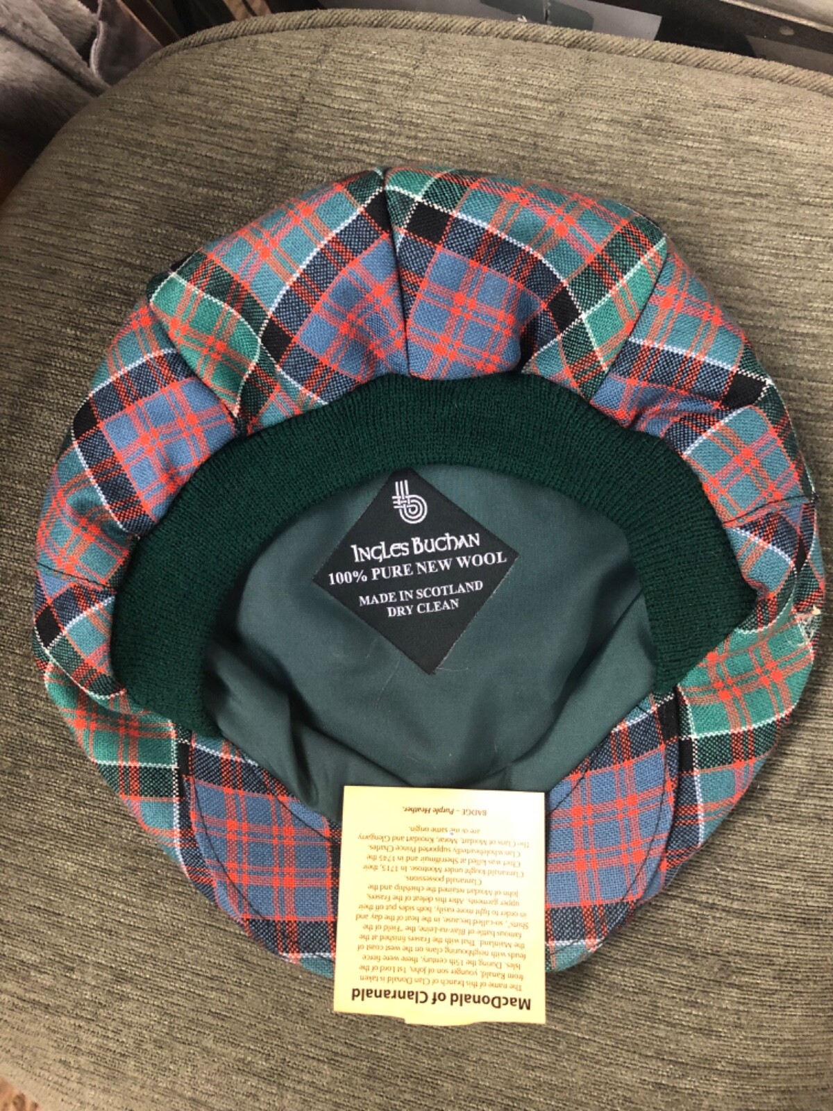 New with Tags Made in Scotland Tartan Flat Cap Hat 100% Tweed Wool Ingles Buchan