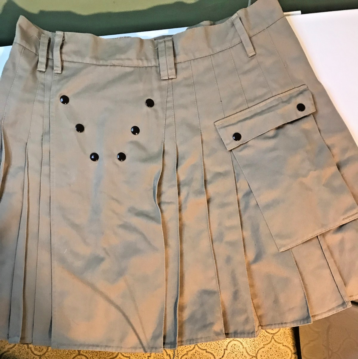 Utilikilt, original style, beige, 40″ kilt waist, 22 1/2″ length