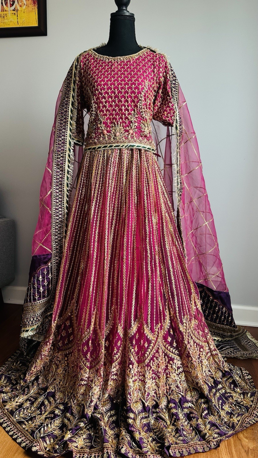 Pink Net sequence and stone work lehnga. #pakistani #lehnga #weddinglehnga