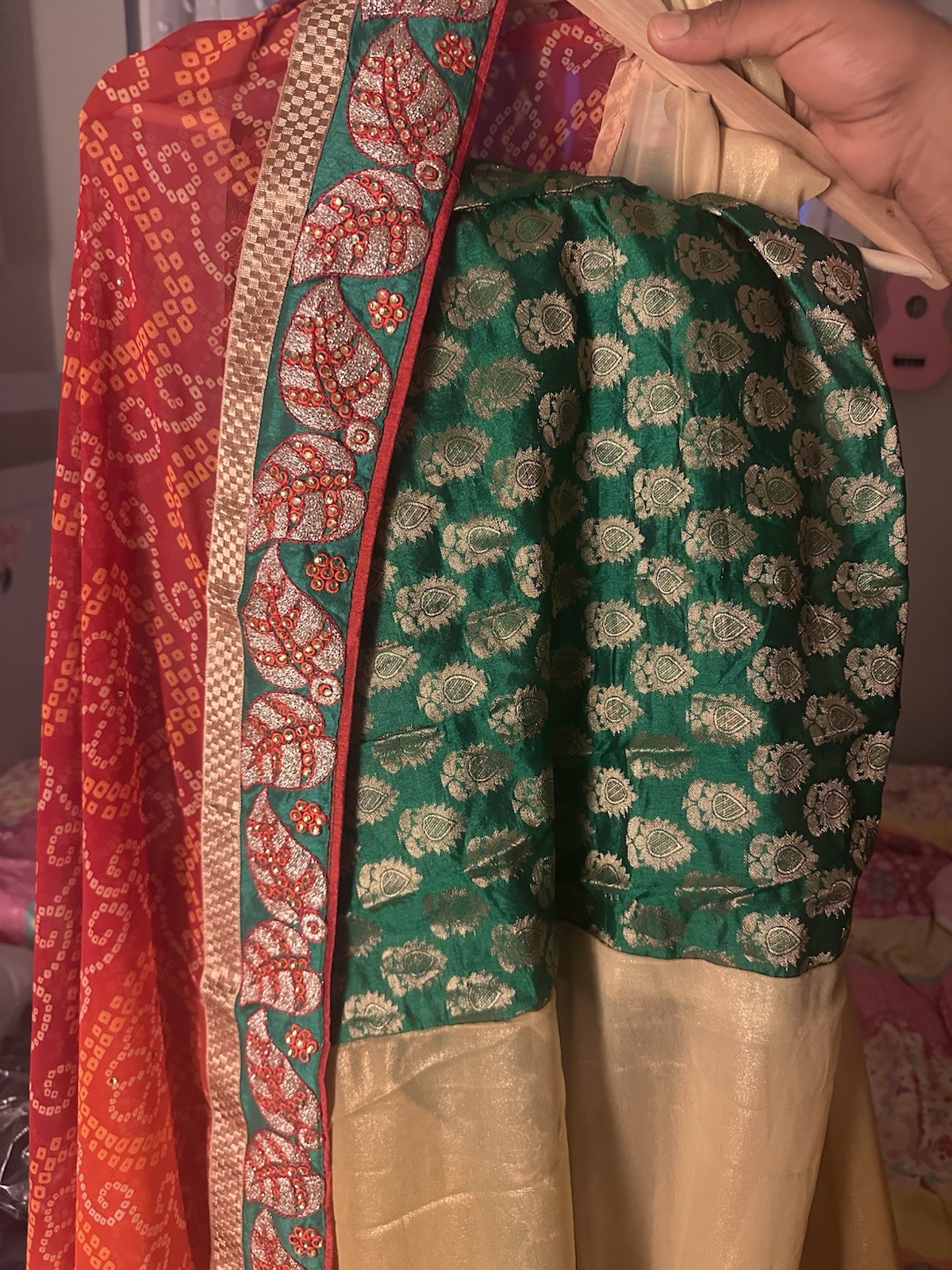 Indian Unstitched Chaffon Sari With Blouse- No Peti Coat- Beautiful Indian