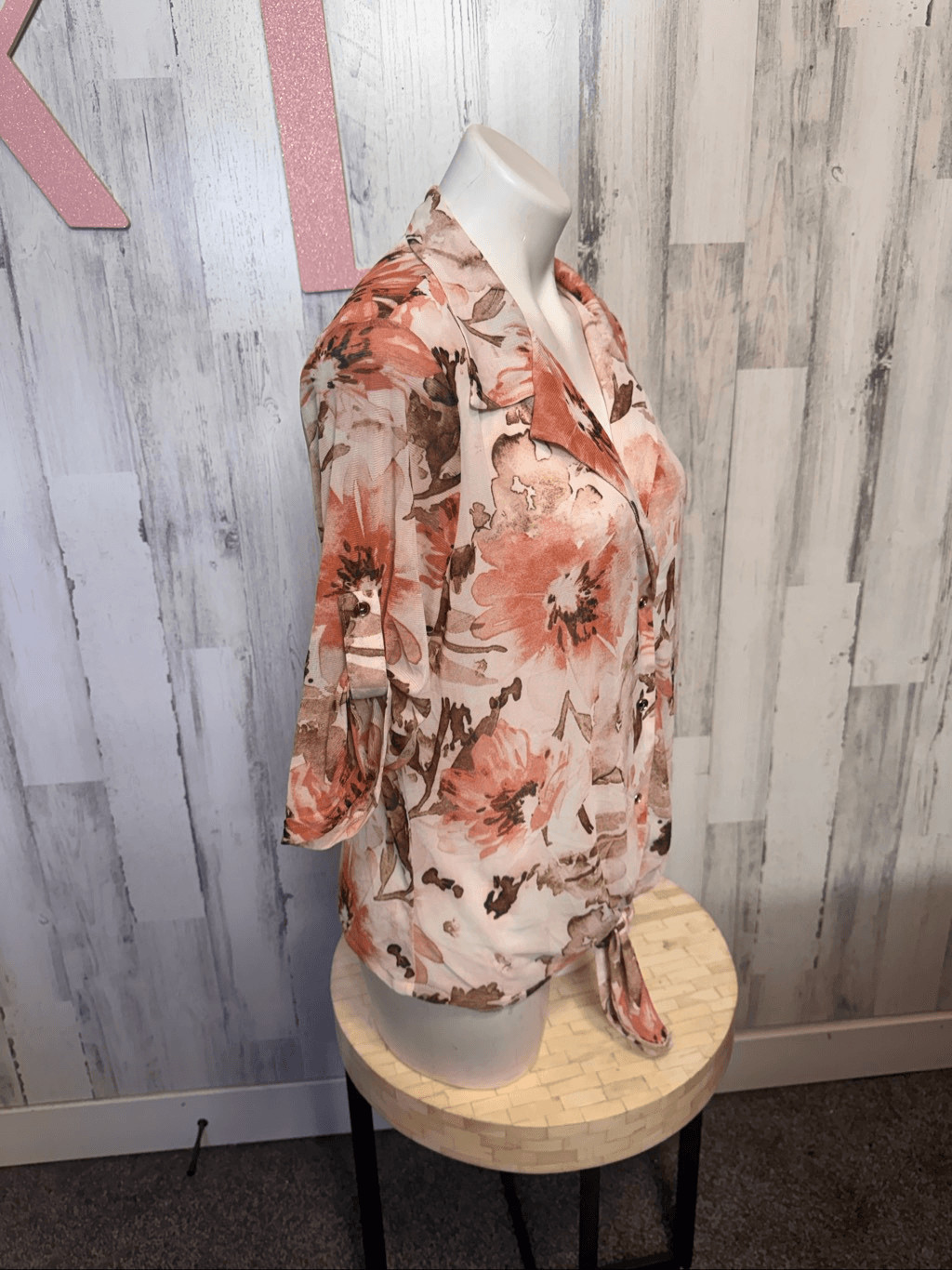 So It Is Floral Tie Front Blouse Womens Size Extra Large XL Roll Tab Sleeve Top