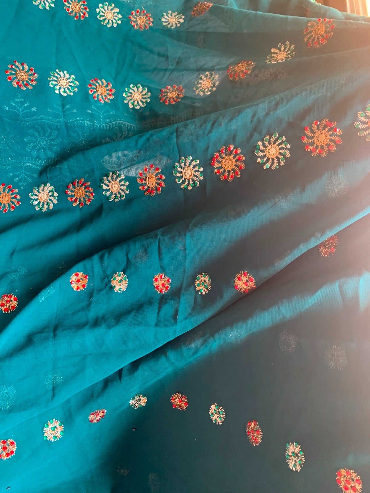 Vintage Chiffon Indian Sari Teal Green 6 Meters – Gold Embroider