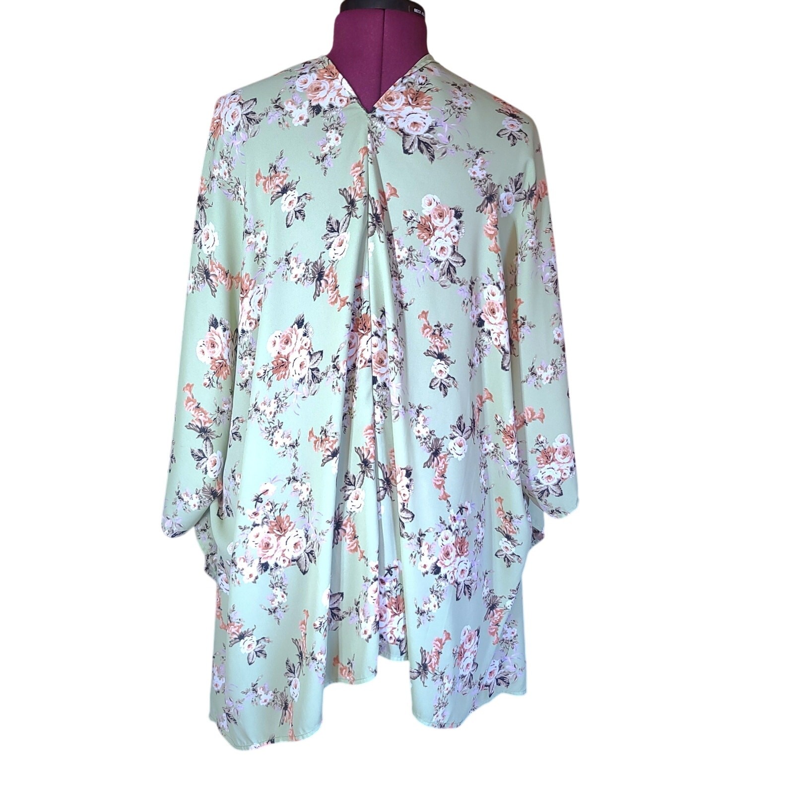 Entro Light Green Floral Size Small Kimono Cottagecore Grandmacore