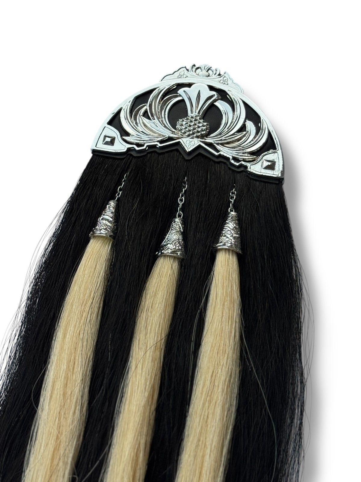 Scottish Black Horse Hair Thistle Cantle Kilt Sporran In Three White Tassel