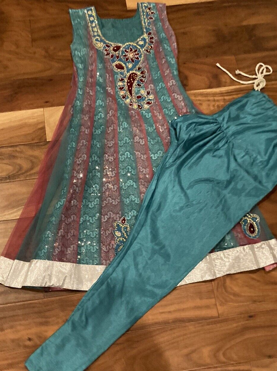 Indian Ethnic Hand made Festive Colorful Sari with salwar Wear Bust 16X 29Length