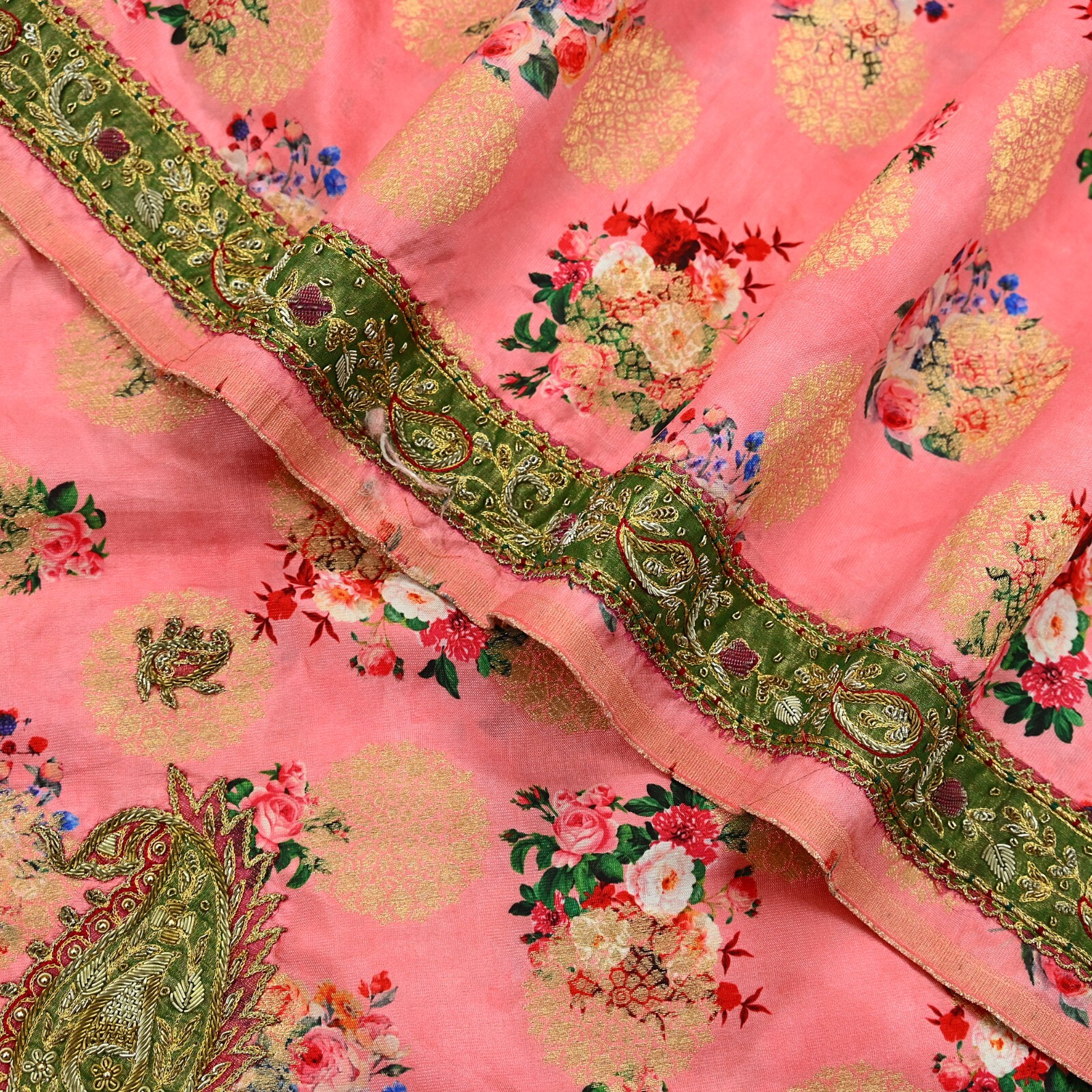 Vintage Peach Sarees Hand Embroidered Woven Brocade Sari Fabric 6Yd Sewing Dabka