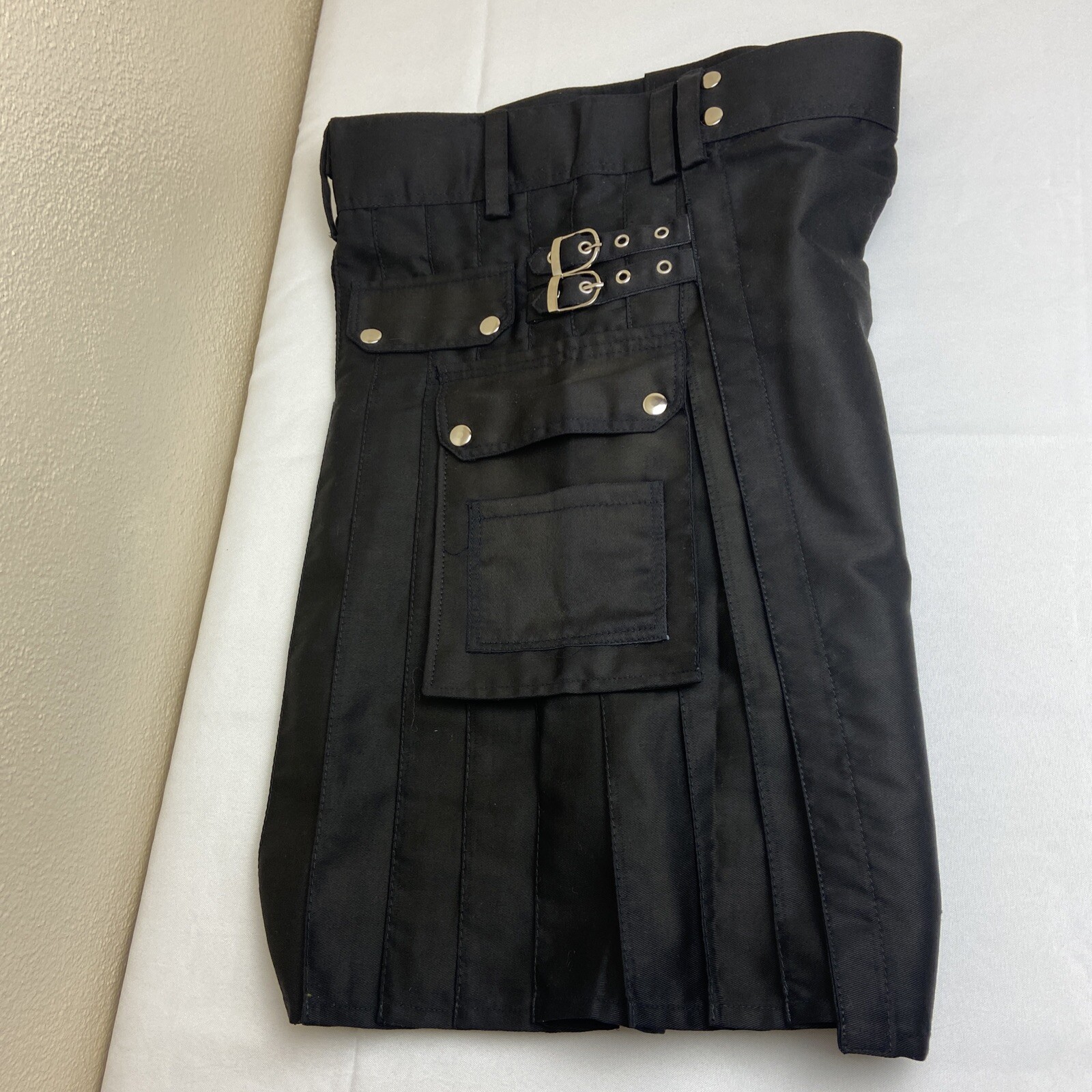 Workman Style Kilt Cargo Pocket Cotton Blend 24 in Length GREAT CONDITION Sz 32