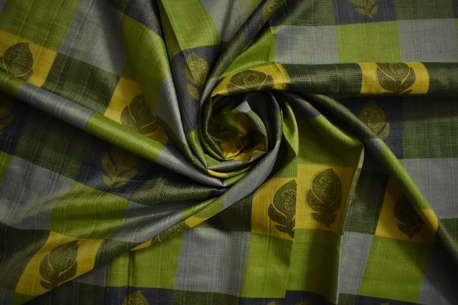 FNC Vintage Green Sarees Sambalpuri Woven Floral Print Art Silk Sari Fabric 5Yd