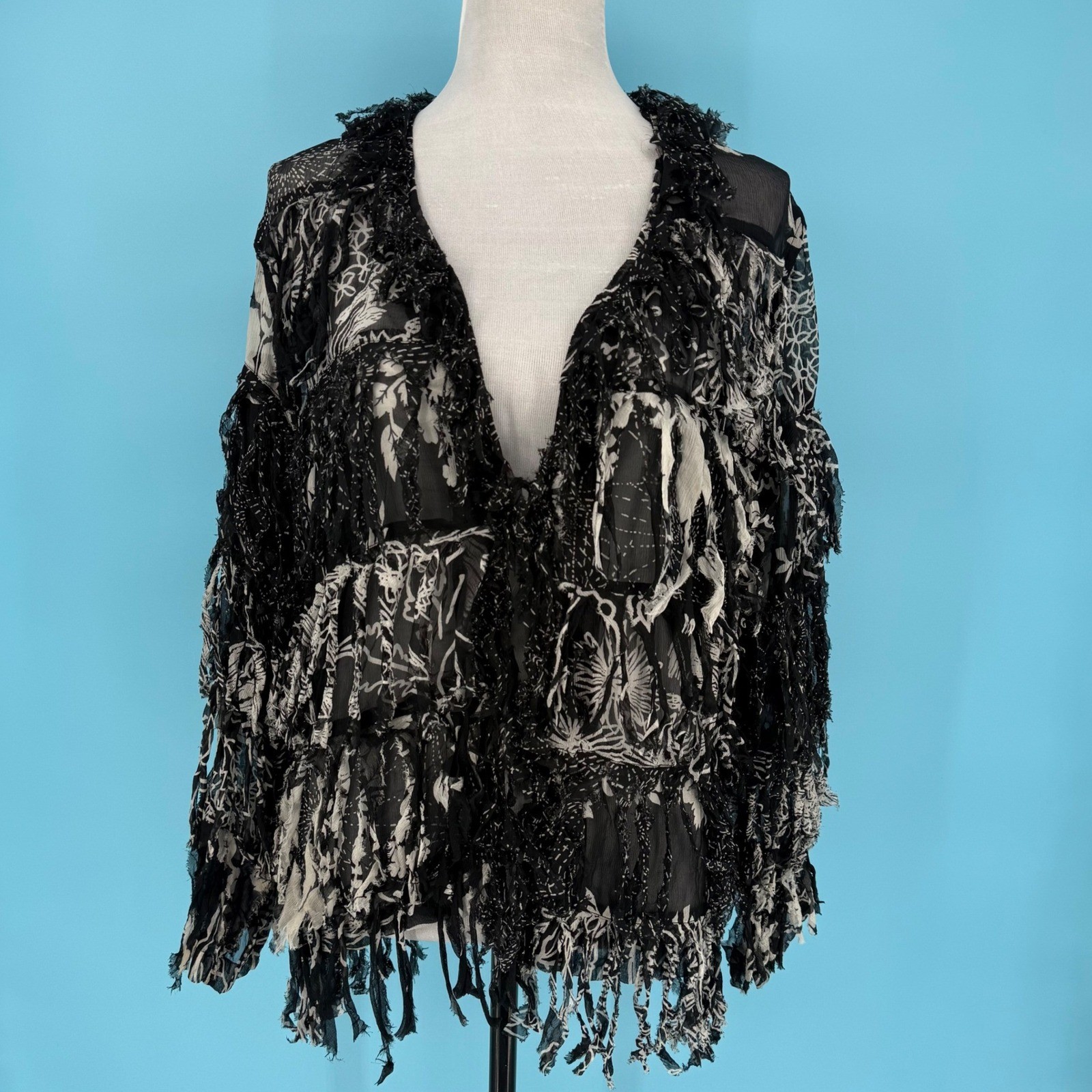 Chico’s Y2k Silk Fringe Tie Front Black White Top Size 1 M Boho Indie Art