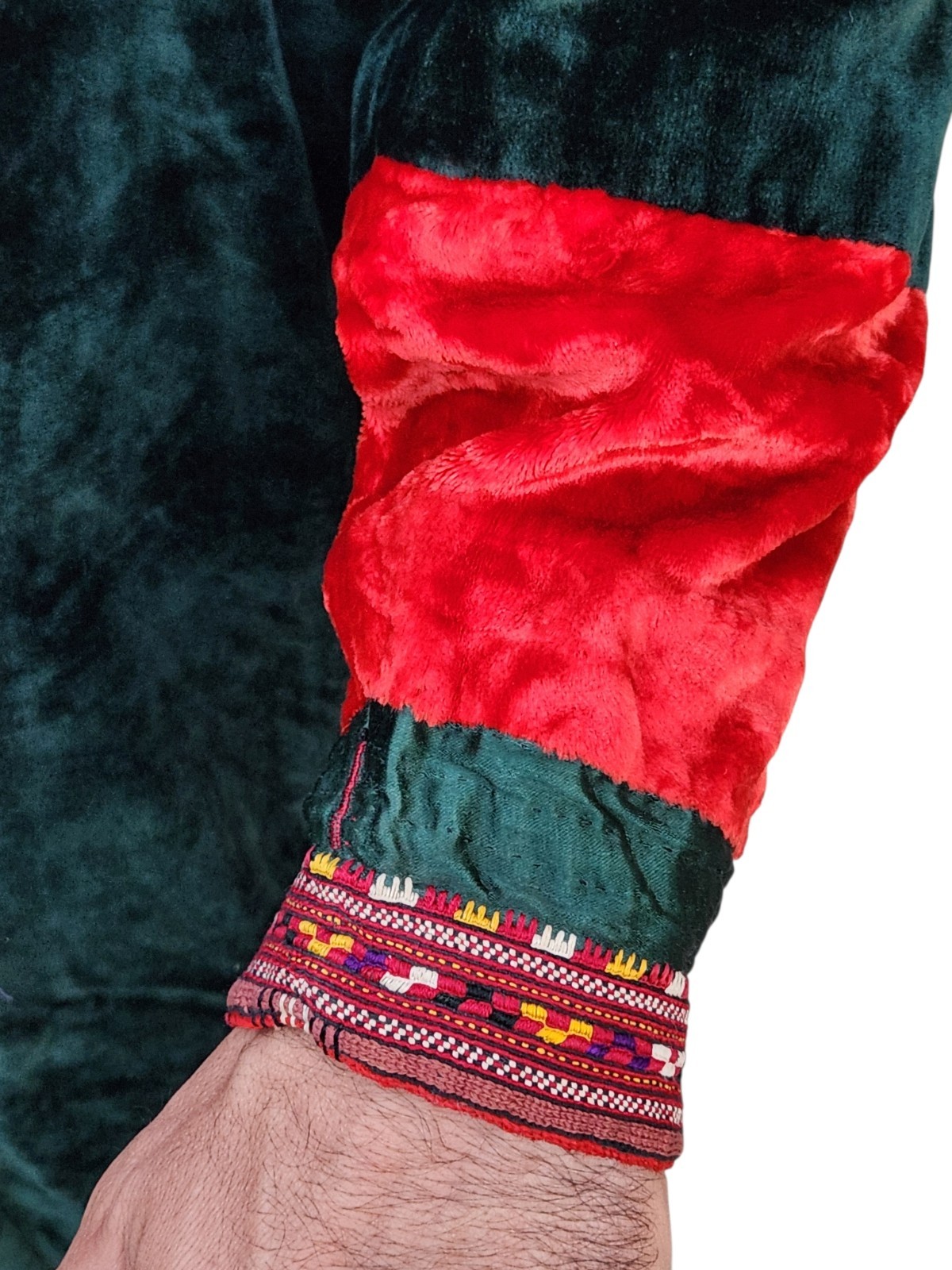 Vintage Turkmen Velvet Green Red Embroidered Chapan, Kaftan Robe (M/L ?)