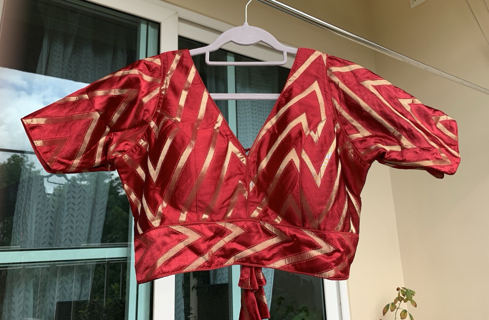 Maroon Red Chevron Design Partywear Readymade Choli Blouse For Saree And Lehenga