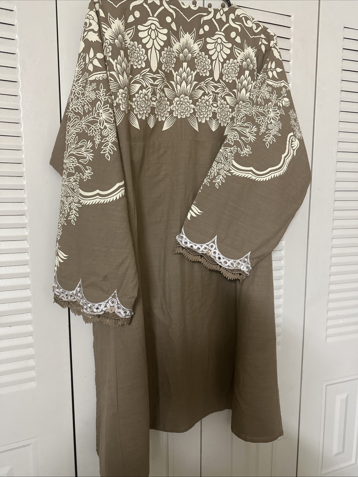 Khaadi Embroidered & Dye printed flared kurta with scalloped sleeves 2Pc Sz 14