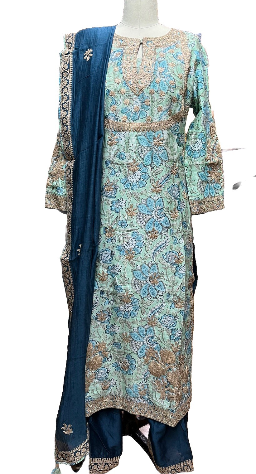 Zene Threadwork Kurta Set with Hanging Pearl Daman, Straight Pant, and Dupatta